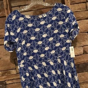 2/$10 New Old Navy dress shirt